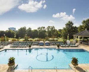 Outdoor Pool at 巴兰坦酒店, 夏洛特